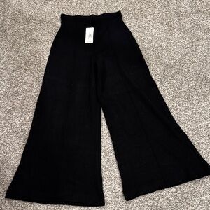 Women's Black Wide Leg Knit Pants